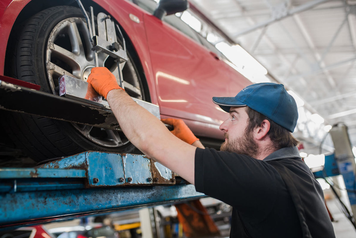 Full-Service Shop for Auto Repairs, MOT and Tyres Belfast